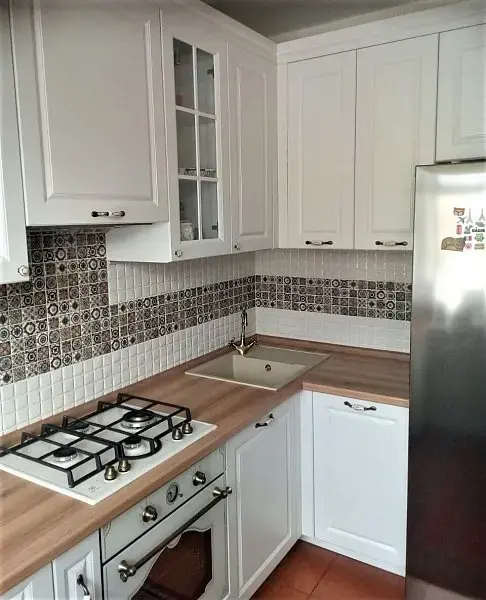 Угловая белая кухня 003 kukhnya-003 - фото 1