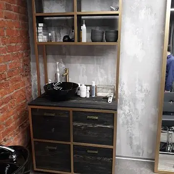 Темный стеллаж с ящиками mebel-dlya-salona-krasoty-5
